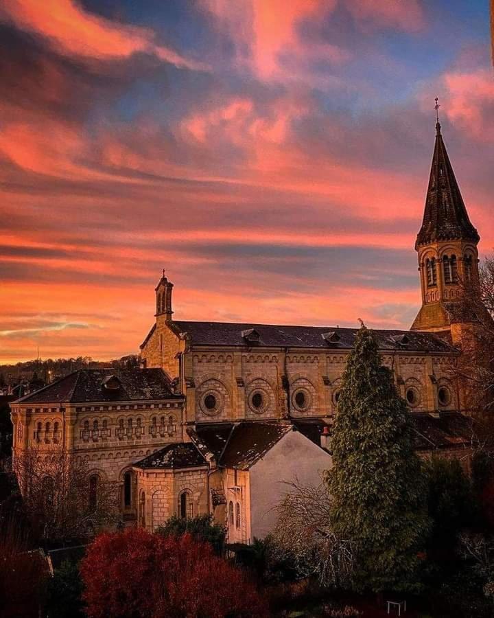 Chambre Climatisee Au Coeur De Brive Avec Televiseur Connecte Wifi Netflix Exteriör bild