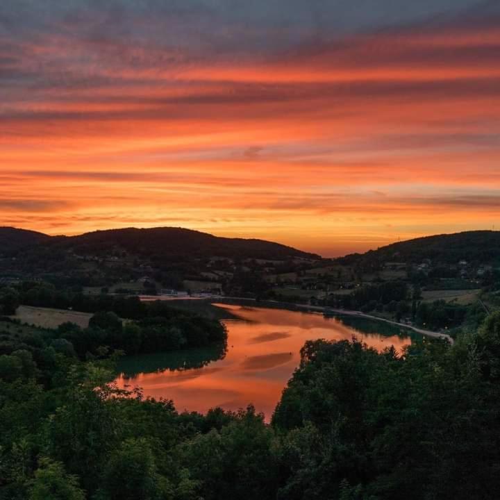 Chambre Climatisee Au Coeur De Brive Avec Televiseur Connecte Wifi Netflix Exteriör bild